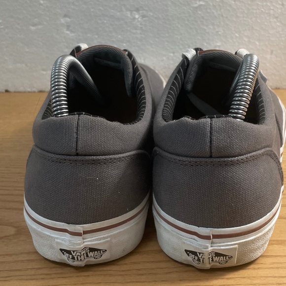 Vans Doheny Shoes Mens 9 Grey w Brown Leather Tongue & Tag Low Top Lace Up HTF - Picture 4 of 12